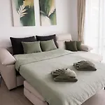 شقة New Atlantic Homes Heated Pool - *