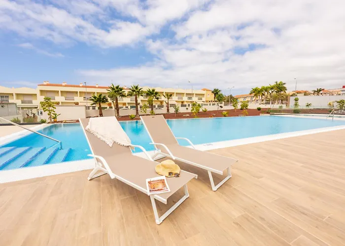 Апартаменти New Atlantic Homes Heated Pool -