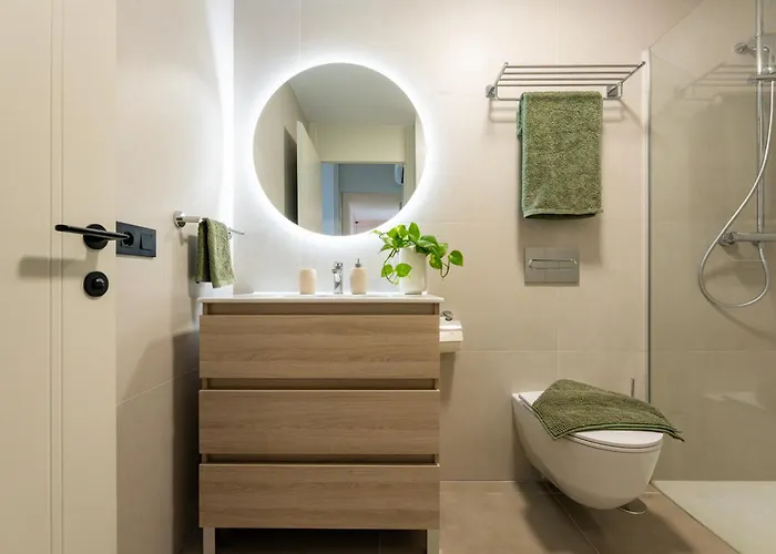 New Atlantic Homes Heated Pool - Апартаменти Адехе