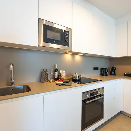 New Atlantic Homes Heated Pool - * Адехе