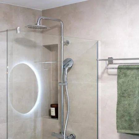 New Atlantic Homes Heated Pool - Апартаменты Адехе